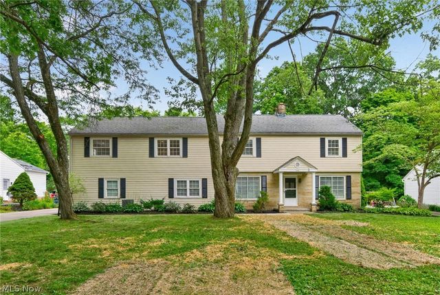 444 Hampshire Road, Akron, OH 44313