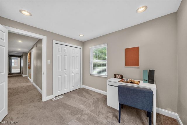 444 Hampshire Road, Akron, OH 44313