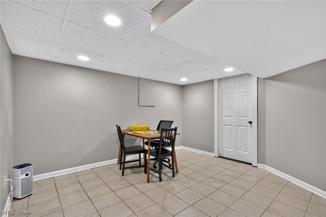 444 Hampshire Road, Akron, OH 44313