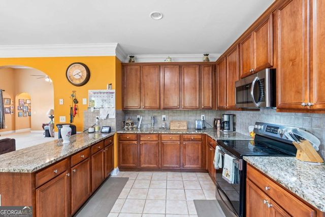 330 Brittney Cove, Loganville, GA 30052