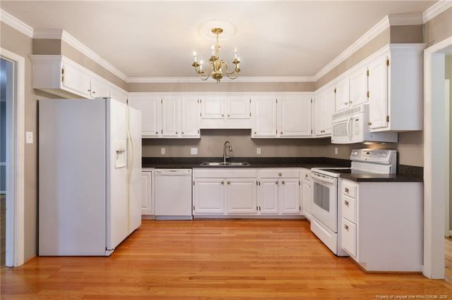2706 Huntington Road, Fayetteville, NC 28303