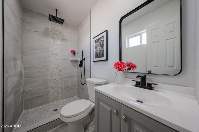 7815 S 1ST Drive, Phoenix, AZ 85041