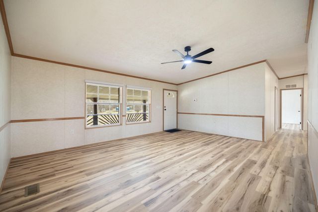 2358 E Hwy 1376, East Bernstadt, KY 40729