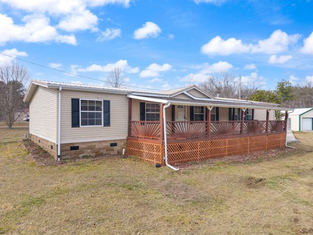 2358 E Hwy 1376, East Bernstadt, KY 40729