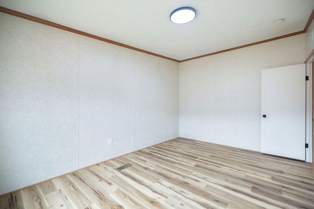 2358 E Hwy 1376, East Bernstadt, KY 40729