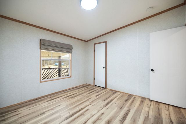 2358 E Hwy 1376, East Bernstadt, KY 40729