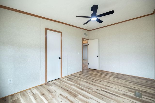 2358 E Hwy 1376, East Bernstadt, KY 40729