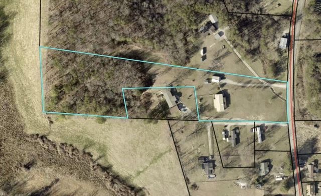 2358 E Hwy 1376, East Bernstadt, KY 40729