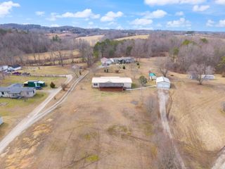 2358 E Hwy 1376, East Bernstadt, KY 40729