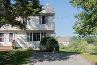8 Conner Ct 8, Attleboro, MA 02703
