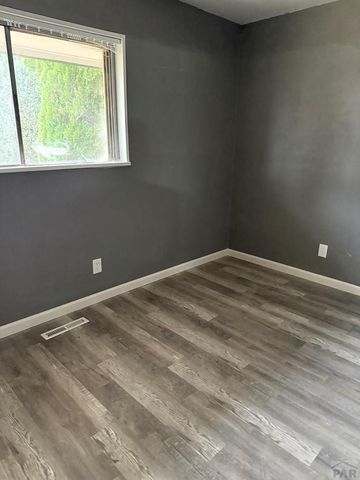 2307 Highland Ave, Pueblo, CO 81004