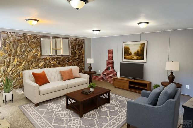 2307 Highland Ave, Pueblo, CO 81004