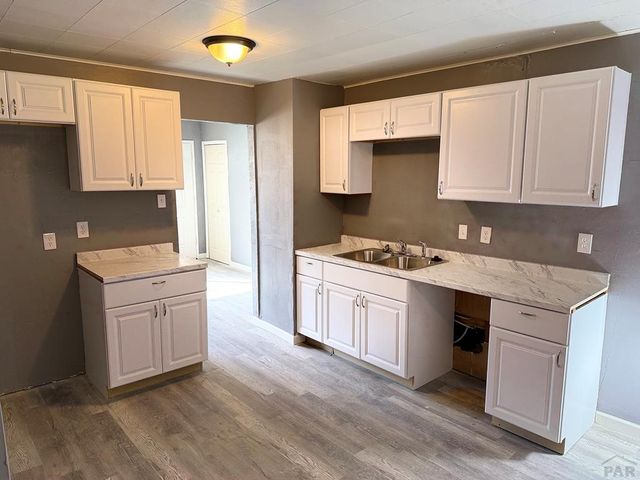 2307 Highland Ave, Pueblo, CO 81004