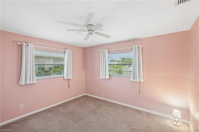 2206 SE 10th PL, Cape Coral, FL 33990