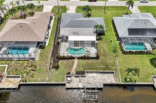 2206 SE 10th PL, Cape Coral, FL 33990