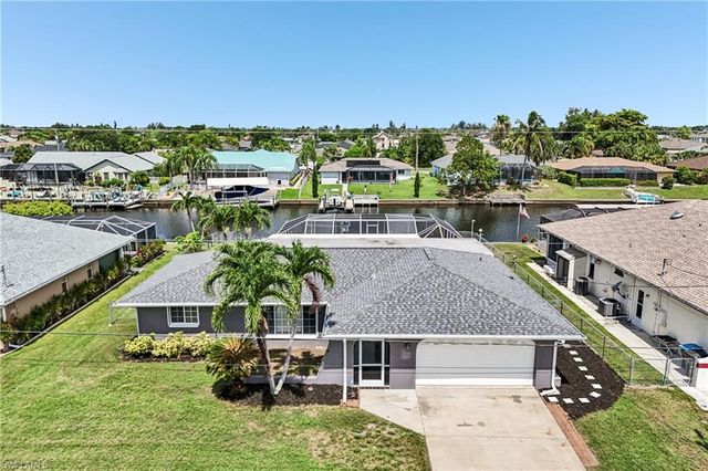 2206 SE 10th PL, Cape Coral, FL 33990
