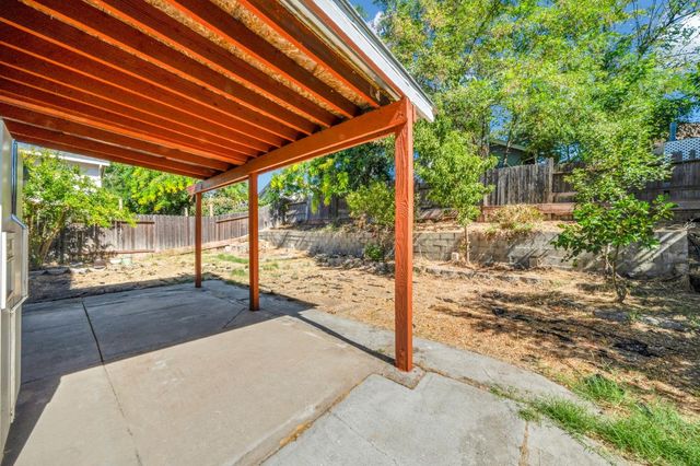 4325 Shandwick Dr, Antelope, CA 95843
