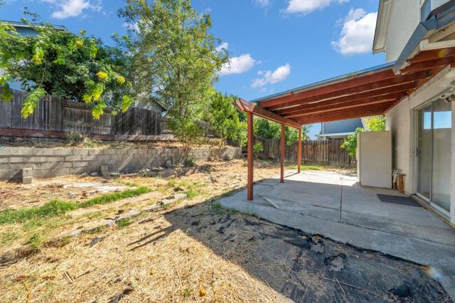 4325 Shandwick Dr, Antelope, CA 95843