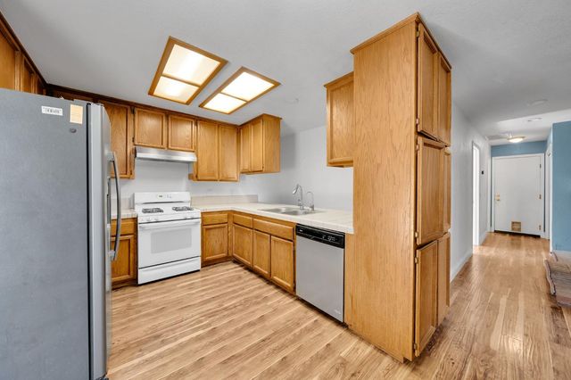 4325 Shandwick Dr, Antelope, CA 95843