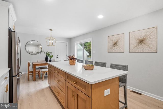 406 3RD ST, Atco, NJ 08004