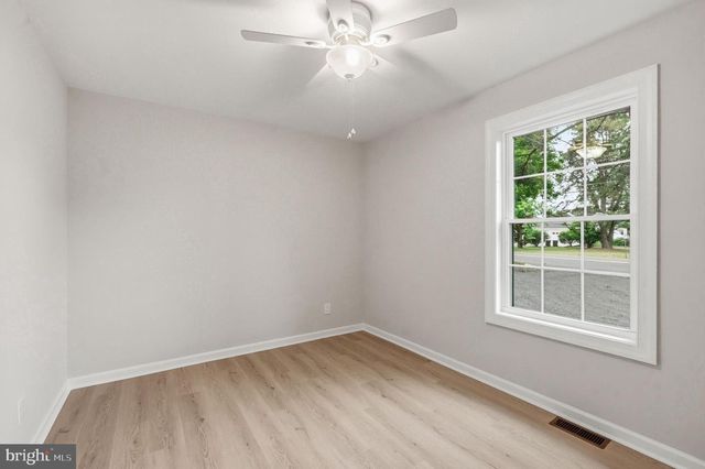 406 3RD ST, Atco, NJ 08004