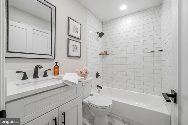 406 3RD ST, Atco, NJ 08004