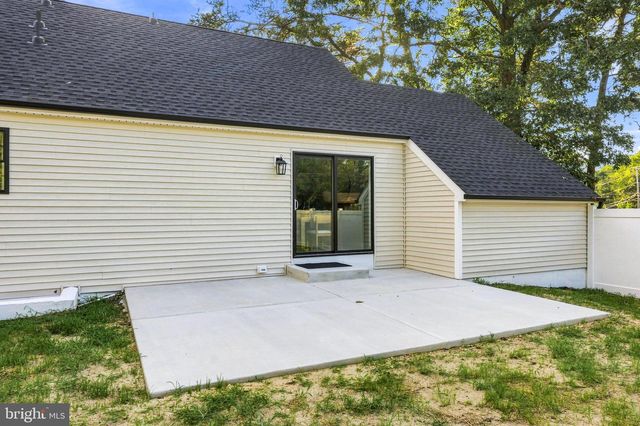 406 3RD ST, Atco, NJ 08004
