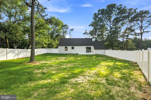 406 3RD ST, Atco, NJ 08004