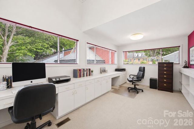 517 N Poplar Street, Charlotte, NC 28202