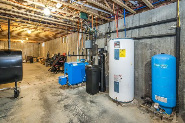 731 Grover Drive, Rutland Town, VT 05701