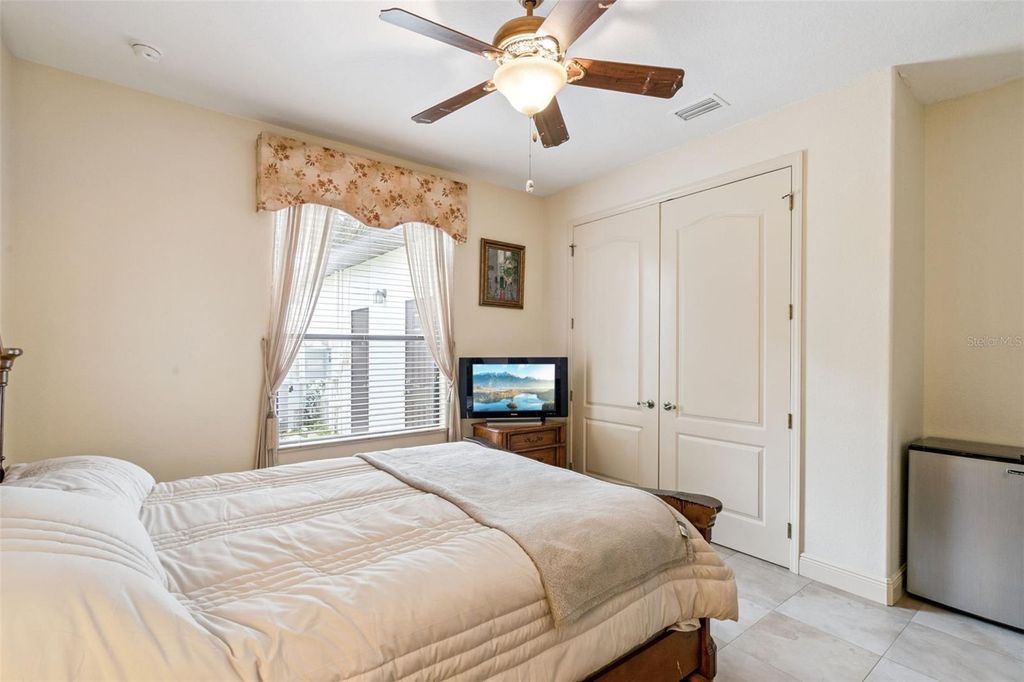 Image 20 of property listing at 19949 S BUCKHILL ROAD, Clermont, FL 34715