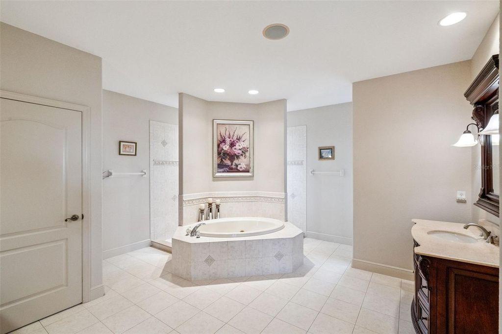 Image 32 of property listing at 19949 S BUCKHILL ROAD, Clermont, FL 34715