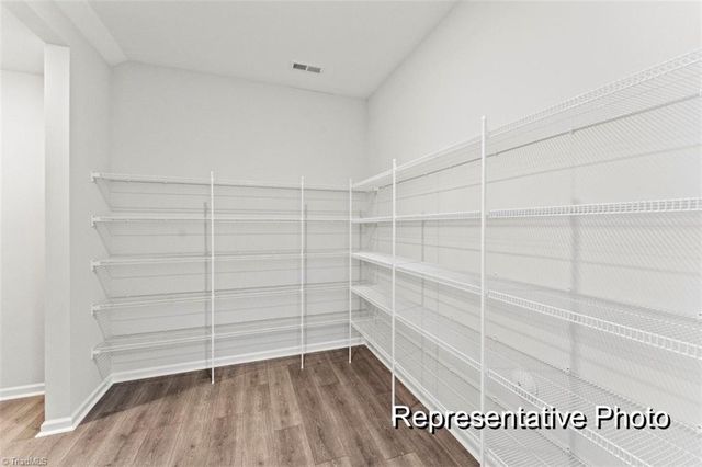 1097 Panola Road 173, Winston-salem, NC 27106