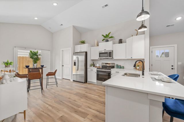 12197 W Northstar St, Maize, KS 67223