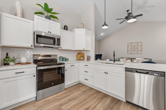12197 W Northstar St, Maize, KS 67223
