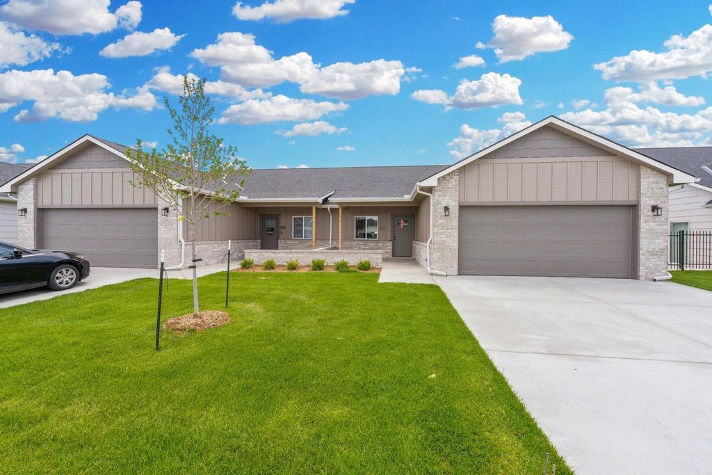 12197 W Northstar St, Maize, KS 67223