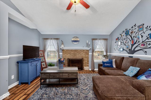 459 Jefferson Valley, Coatesville, IN 46121