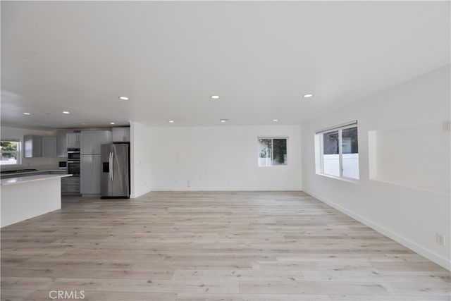 19138 Hartland Street, Reseda, CA 91335