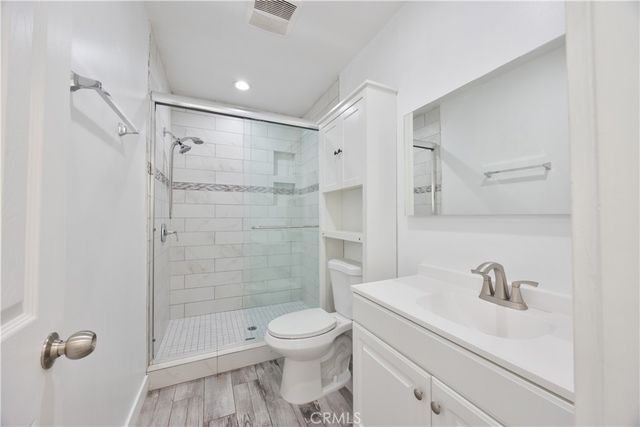 19138 Hartland Street, Reseda, CA 91335