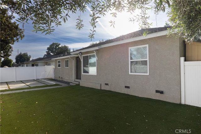 19138 Hartland Street, Reseda, CA 91335