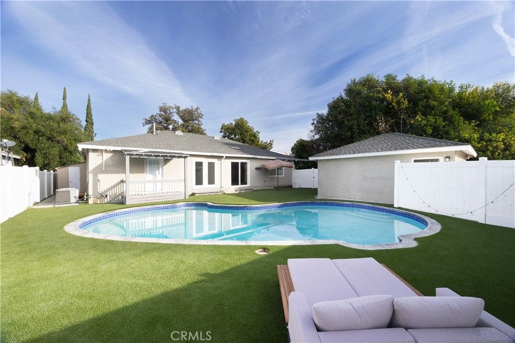 19138 Hartland Street, Reseda, CA 91335