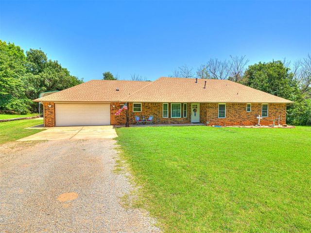 8704 Blackberry Ridge, Edmond, OK 73034