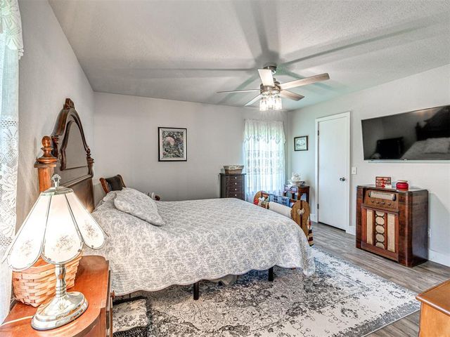 8704 Blackberry Ridge, Edmond, OK 73034