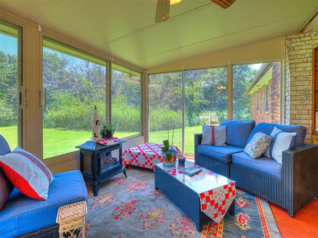 8704 Blackberry Ridge, Edmond, OK 73034