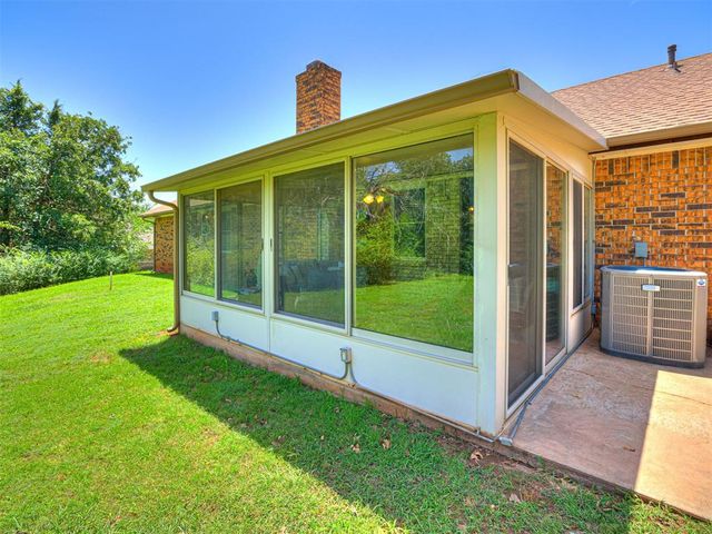 8704 Blackberry Ridge, Edmond, OK 73034