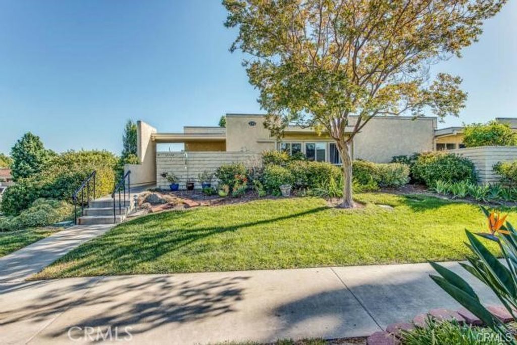 2192 Via Mariposa E H, Laguna Woods, CA 92637