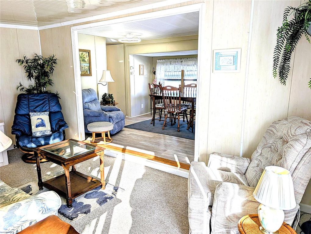 Image 4 of property listing at 3300 26TH AVENUE E 191, Bradenton, FL 34208