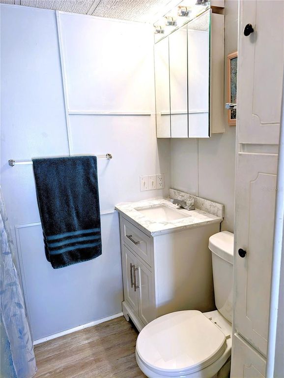 Image 9 of property listing at 3300 26TH AVENUE E 191, Bradenton, FL 34208