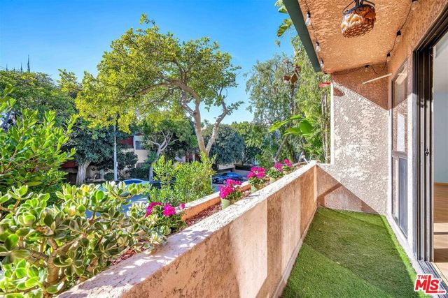 5651 Windsor Way 102, Culver City, CA 90230