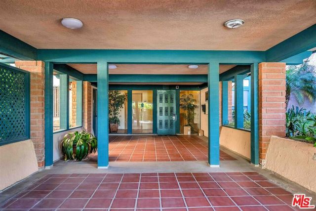 5651 Windsor Way 102, Culver City, CA 90230